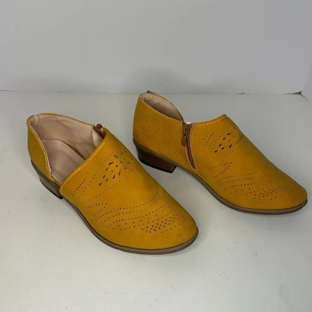 Lace up Flock Casual Fretwork Casual Shoes Yellow | Women Size 7.5 / 38